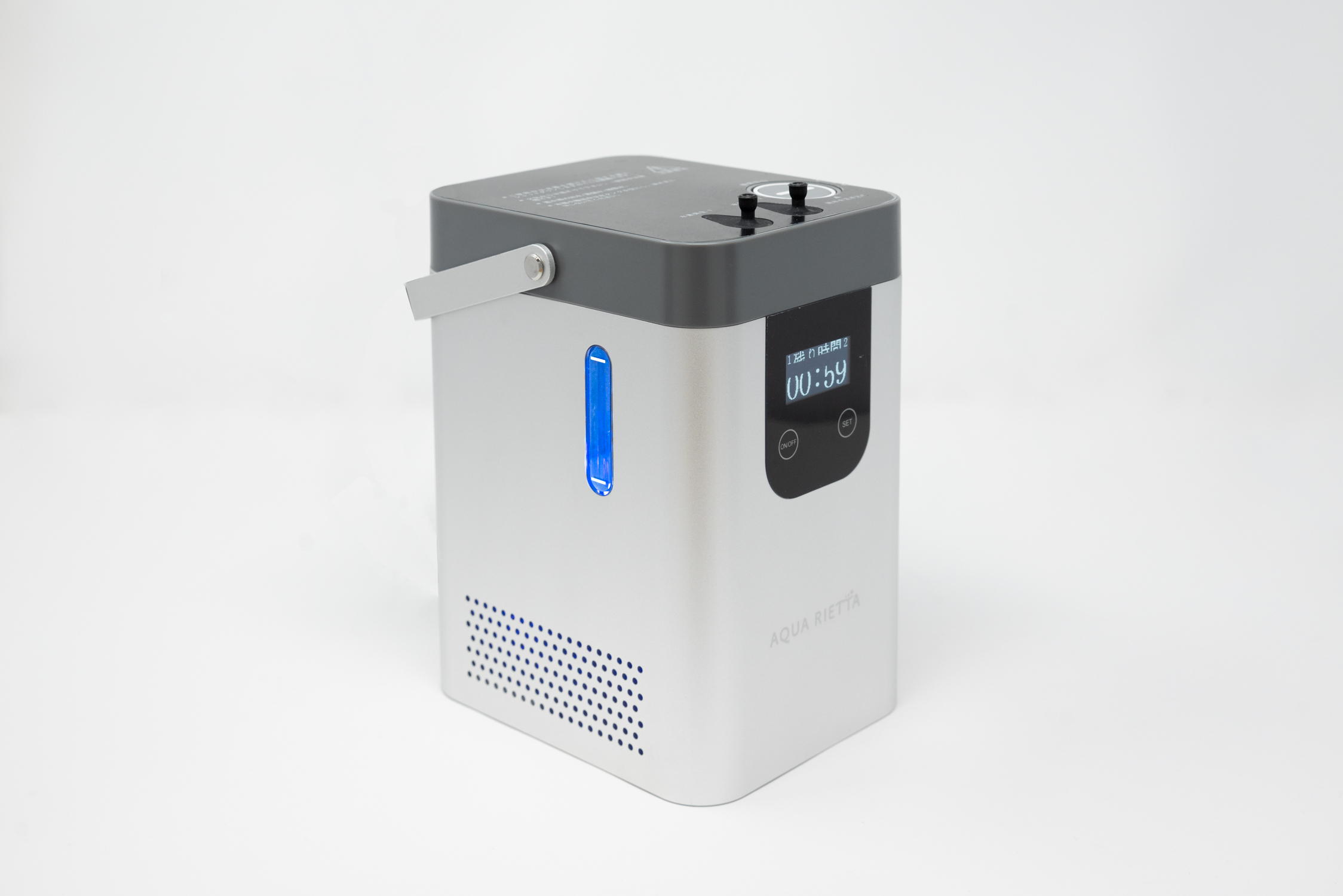<div class='lum-box'><h4 class='fontColor_blue lum-font-size'>Aqua Rietta Y300 水素発生器</h4></div><div class='lum-font-cnt'>毎分間300ｍLの大容量水素発生量。
僅か2kg, 高さ19.5cm, 取っ手付きで持ち運びやすい。
水素・酸素混合ガス吸入可能。
静音かつ最長12時間連続吸入可。
</div>