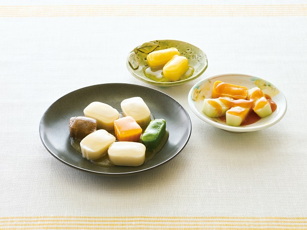 <div class='lum-box'><h4 class='fontColor_blue lum-font-size'>やさしいおかずセット</h4></div><div class='lum-font-cnt'>「高栄養」「美味しさ」「簡便性」にこだわりました。</div>