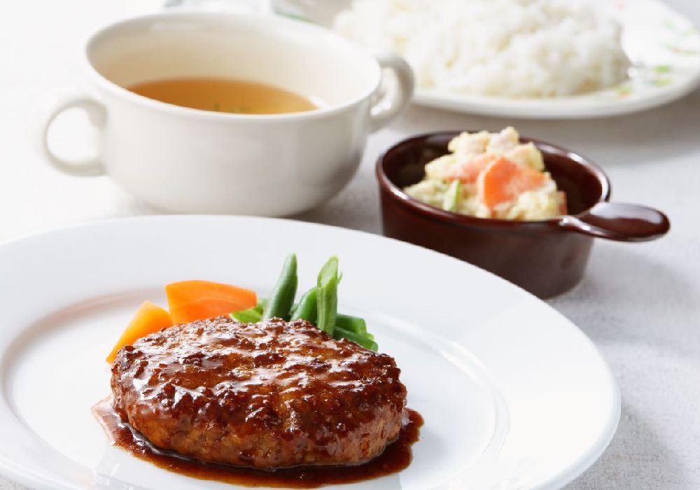 <div class='lum-box'><h4 class='fontColor_blue lum-font-size'>「試食」食べてみたい料理 お選びください</h4></div><div class='lum-font-cnt'>「美味しさ」「高栄養」「食べ易さ」「食べさせ易さ」にこだわりました！食品メーカー様とコラボレーションした開発商品。食べてみたい「お料理」　をお選びください！</div>