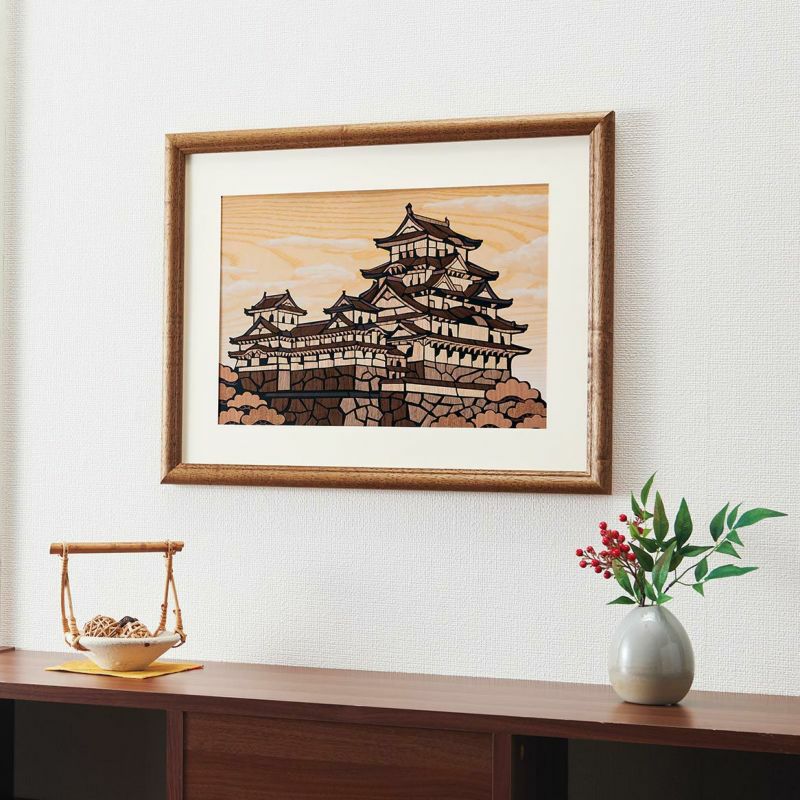 <div class='lum-box'><h4 class='fontColor_blue lum-font-size'>Natural Wood Sakura Art - White Heron Castle</h4></div><div class='lum-font-cnt'>Cut the natural wood sheet and glue it onto the sketch. Handmade crafts using this material are also recommended for men. Himeji Castle, known as 'White Heron Castle' due to its beauty resembling a heron spreading its wings, features a powerful design.</div>