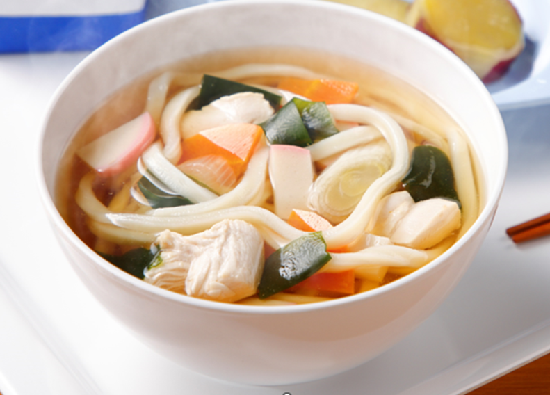 <div class='lum-box'><h4 class='fontColor_blue lum-font-size'>塩分0（ゼロ）うどん　ショートタイプ</h4></div><div class='lum-font-cnt'>小麦粉は北海道産小麦を100％使用した、食塩不使用のうどんです。
食べ易く、麺を短くカットしました。学校給食や老健施設におすすめです。</div>