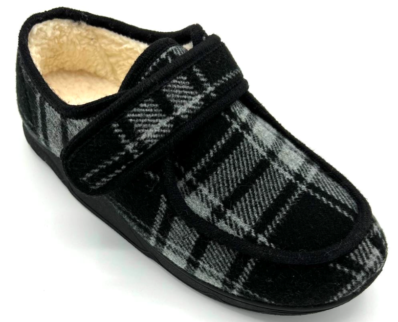 <div class='lum-box'><h4 class='fontColor_blue lum-font-size'>HELSINKI / ABS24034</h4></div><div class='lum-font-cnt'>Breathable antimicrobial fabric with high-quality real wool. This is an indoor model with our Axis Balance Shoes insole, specially designed to improve balance and reduce the risk of falls. Perfectly suited to wide and diabetic feet. A Velcro strap secures and holds the foot in place. The removable sheep's wool insole offers optimum comfort and maintains the right foot temperature. Ideal for winter wear.</div>