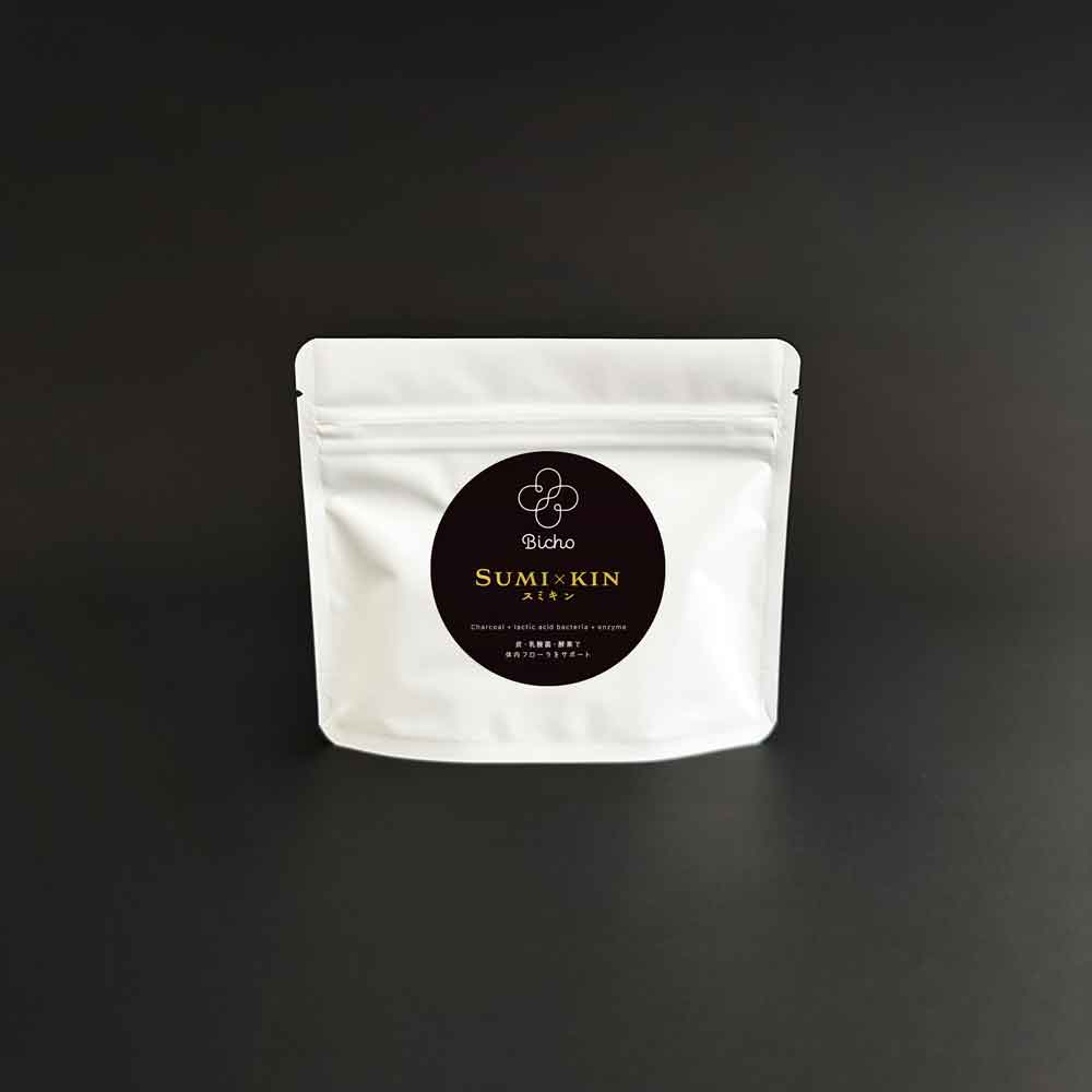 <div class='lum-box'><h4 class='fontColor_blue lum-font-size'>Sumi×Kin</h4>
         </div>
         <div class='lum-font-cnt'>An all-in-one supplement that supports beauty with “charcoal, lactic acid bacteria, and natural ingredients</div>