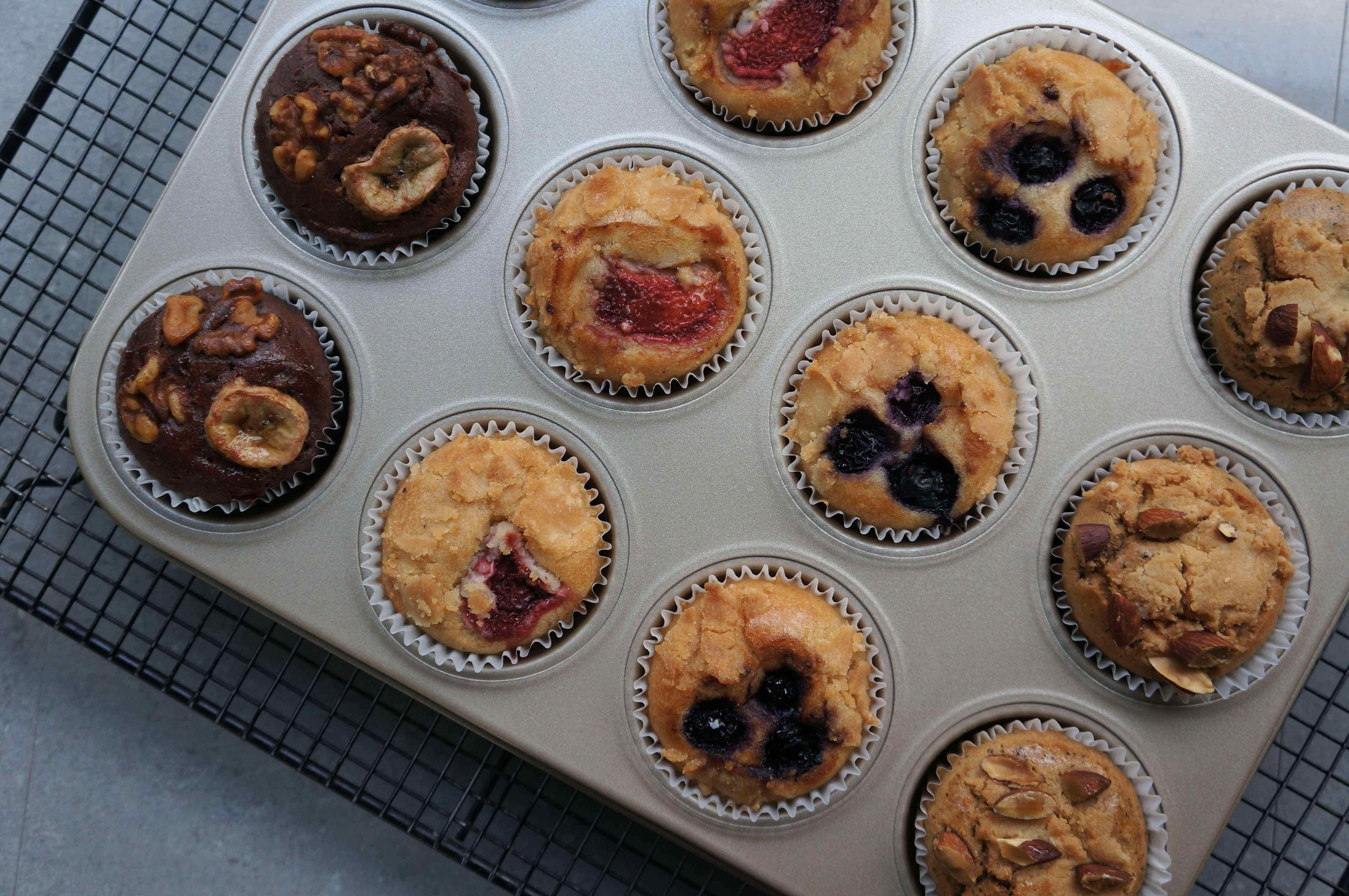 <div class='lum-box'><h4 class='fontColor_blue lum-font-size'>Vegan and gluten-free muffins in four delicious varieties.</h4>
         </div>
         <div class='lum-font-cnt'>Plant Farm’s muffins are 100% vegan and gluten-free, handcrafted in Japan. Perfect for breakfast or a snack, they come in four natural flavors: fresh blueberry, tangy strawberry, aromatic Earl Grey, and rich chocolate banana.</div>