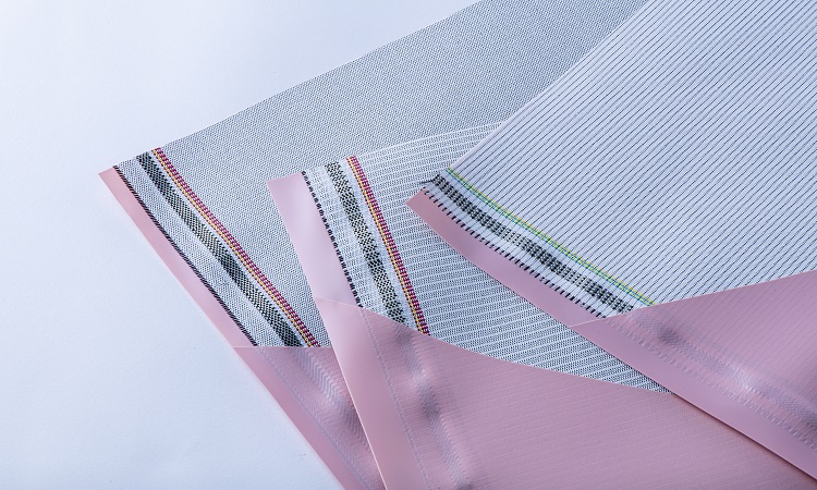 <div class='lum-box'><h4 class='fontColor_blue lum-font-size'>Carboflatex</h4></div>
        	 	<div class='lum-font-cnt'>Our original heater material is made by special polyester thread coated with conductive carbon paint and interweaving it into a woven fabric. It has excellent heat retention, safety, and stability, and can be used in a wide range of applications to meet customer needs.</div>