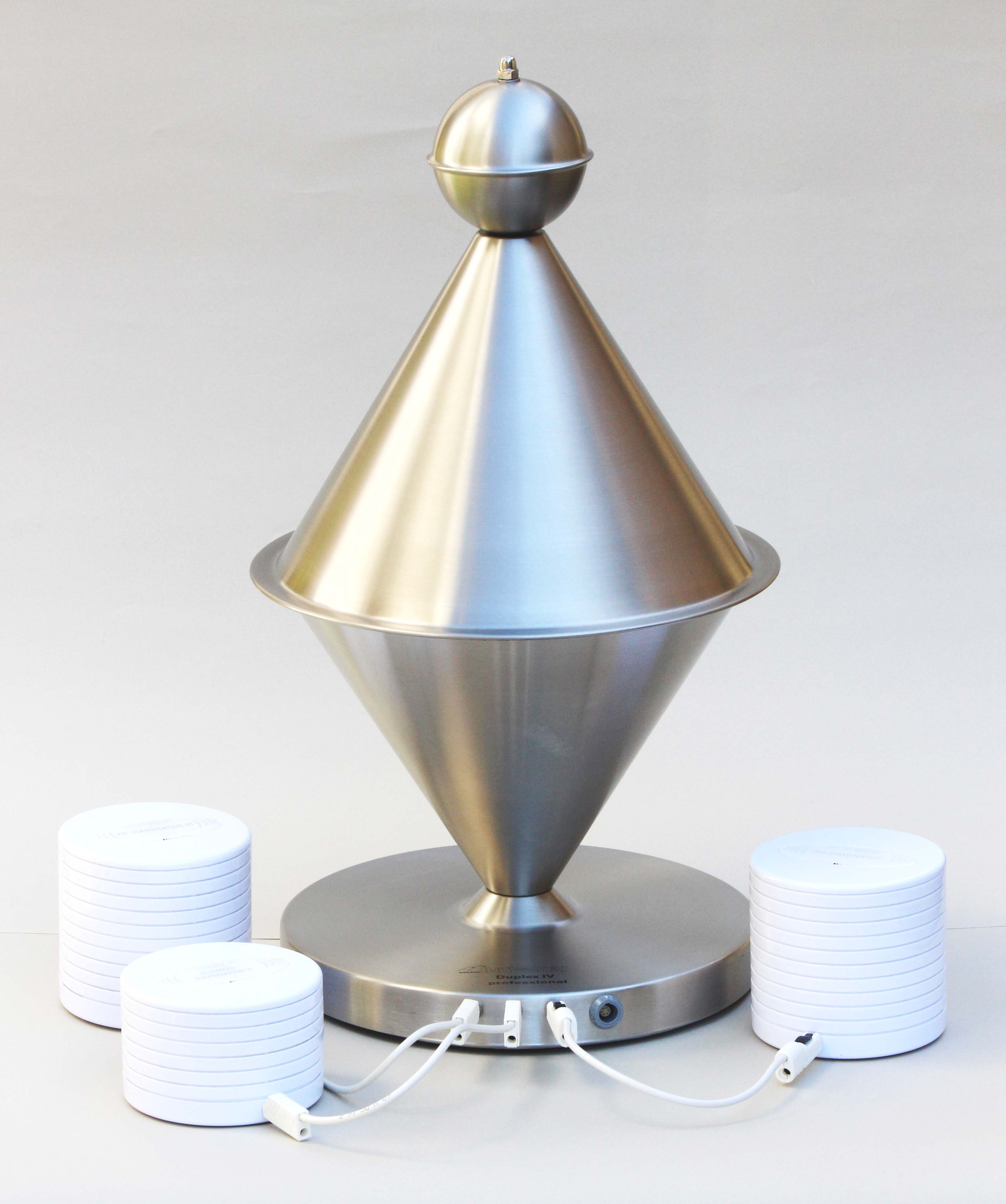 <div class='lum-box'><h4 class='fontColor_blue lum-font-size'>Duplex</h4></div>
        		 <div class='lum-font-cnt'>Duplex improves the living environment and protects people and pets from electromagnetic waves and geopathic stress. </div>