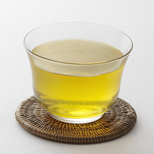 <div class='lum-box'><h4 class='fontColor_blue lum-font-size'>エバースマイル　とろみ飲料シリーズ</h4></div><div class='lum-font-cnt'>手間のかかるとろみ付け作業が不要の均質なとろみ飲料です。ホット・コールドでも粘度が安定し、お茶2品は賞味期限が3年に延長されました。
</div>