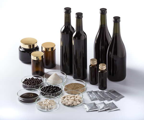 <div class='lum-box'><h4 class='fontColor_blue lum-font-size'>Plant Fermented Extract Drink</h4>
         </div>
         <div class='lum-font-cnt'>A beverage made with plant-fermented extract, crafted over a year using yeast and lactic acid bacteria—including those naturally occurring in sake breweries—fermented and aged with over 90 varieties of domestically sourced vegetables, fruits, wild mountain herbs, grains, and seaweed, plus raw sugar and processed black sugar from Okinawa.</div>