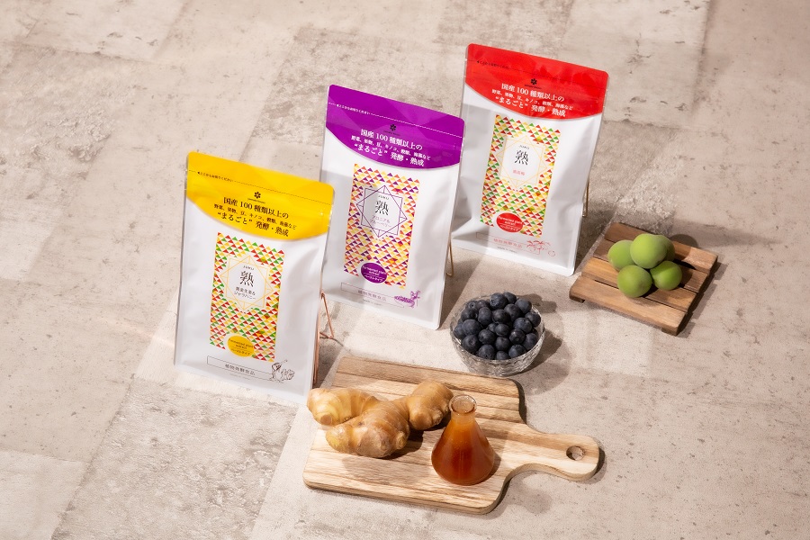 <div class='lum-box'><h4 class='fontColor_blue lum-font-size'>Plant Fermented Paste JUKU</h4>
         </div>
         <div class='lum-font-cnt'>This fermented paste is made from over 100 types of natural ingredients, all 100% domestically sourced, which are fermented and aged whole to concentrate their inherent components.</div>