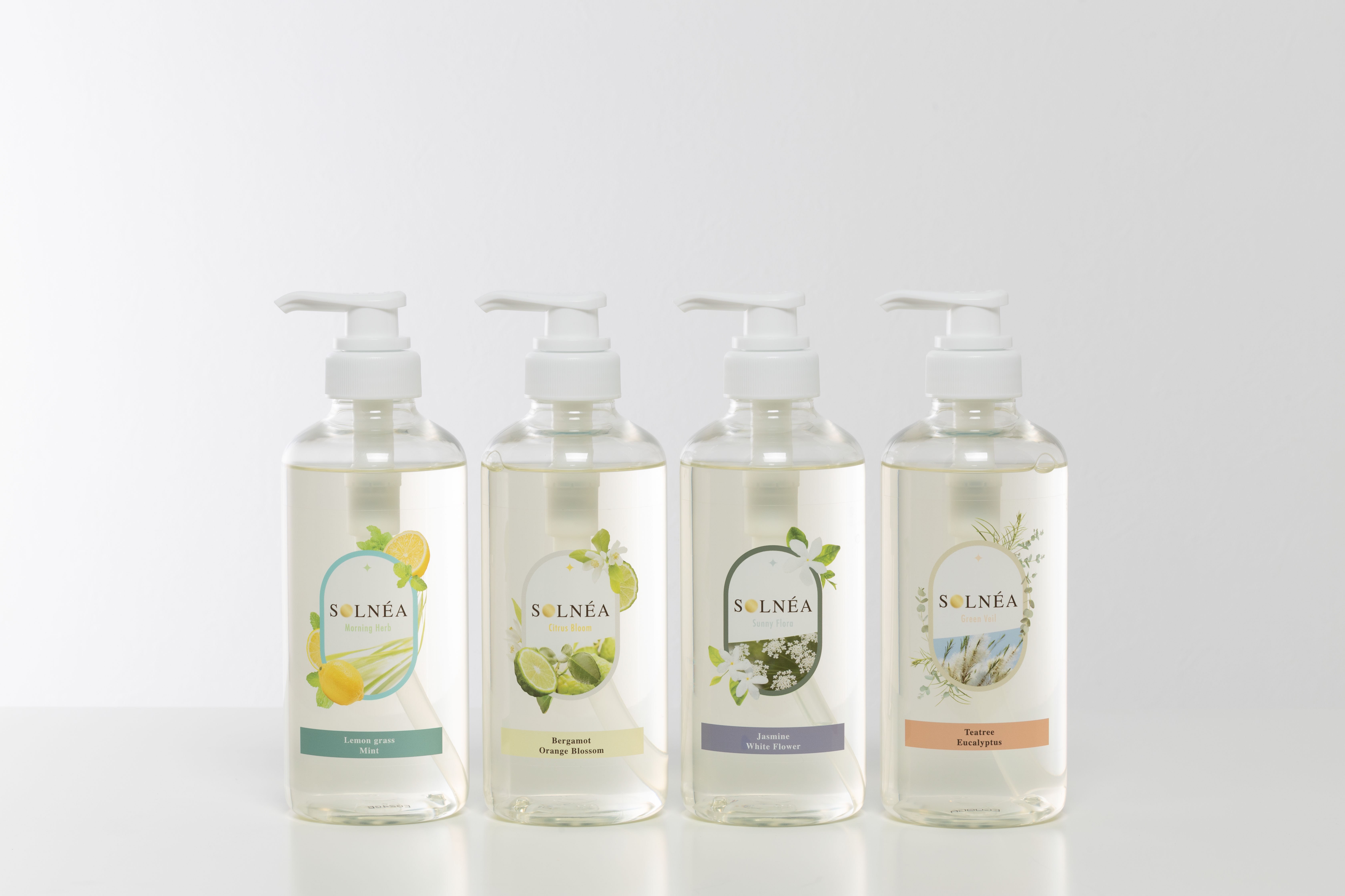 <div class='lum-box'><h4 class='fontColor_blue lum-font-size'>高透明ラベル</h4></div><div class='lum-font-cnt'>高い透明度を実現したラベルです。容器に直接印刷しているように見せたり、中身の色や透明感をアピールしたい製品への使用にぴったりです。</div>