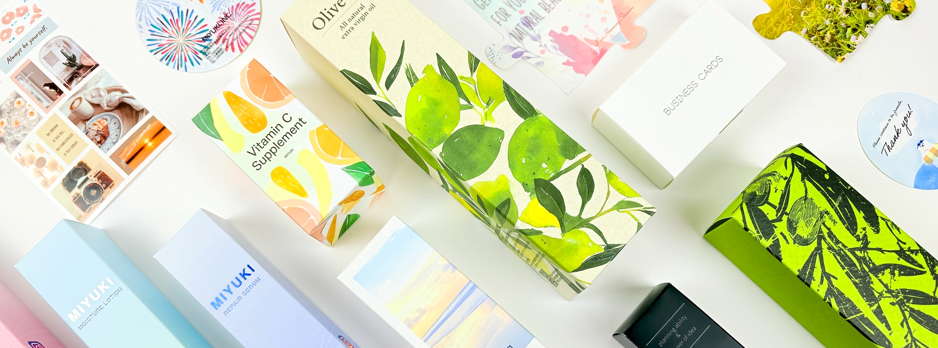 <div class='lum-box'><h4 class='fontColor_blue lum-font-size'>商品イメージにぴったりのオリジナルパッケージをフルオーダーで実現！</h4></div><div class='lum-font-cnt'>お客様のイメージやニーズを丁寧にお伺いし、フルオーダーでご要望に沿った形に仕上げます。
形状サンプルを通じて素材やサイズを確認いただき、製品の特徴やブランドの雰囲気を活かした魅力的な「パッケージデザイン」をご提案します。
</div>