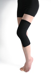 <div class='lum-box'><h4 class='fontColor_blue lum-font-size'>COLOVANY Knee supporter</h4></div>
        		<div class='lum-font-cnt'>A knee supporter utilizing the patented special formulation technology SPAORE.
Made in Japan with a breathable silk blend, this item offers far-infrared thermal effects to promote warmth and circulation.
Recommended for those concerned about their knees during long hours of walking or standing work.</div>